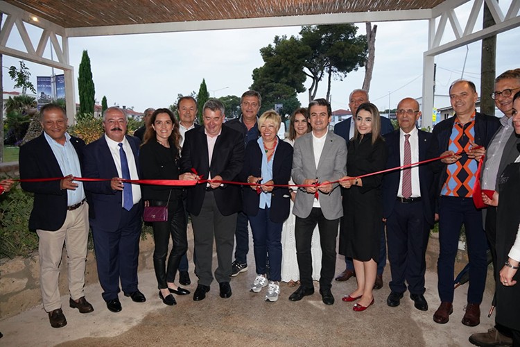 "Gastronomi-Alaçatı Deneyim Noktası" açıldı