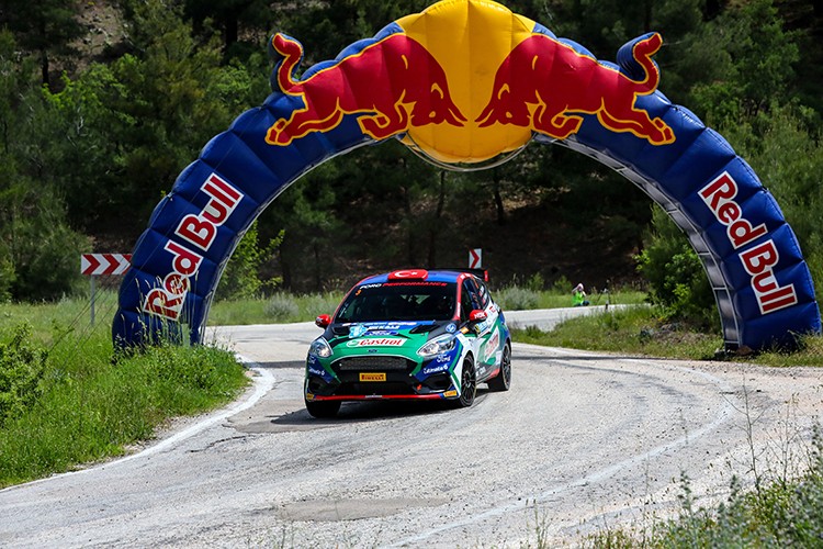 Ali Türkkan Estonya'da Sahne Alıyor