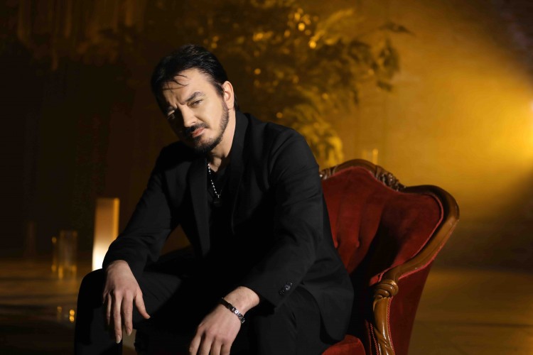 Yeni yıla yeni şarkı