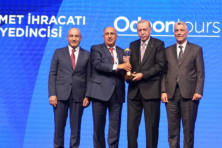 TİM'den ODEON Tours'a ihracat şampiyonluğu ödülü