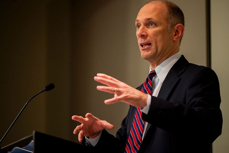 "İstihdam rakamları resesyona benzemiyor"