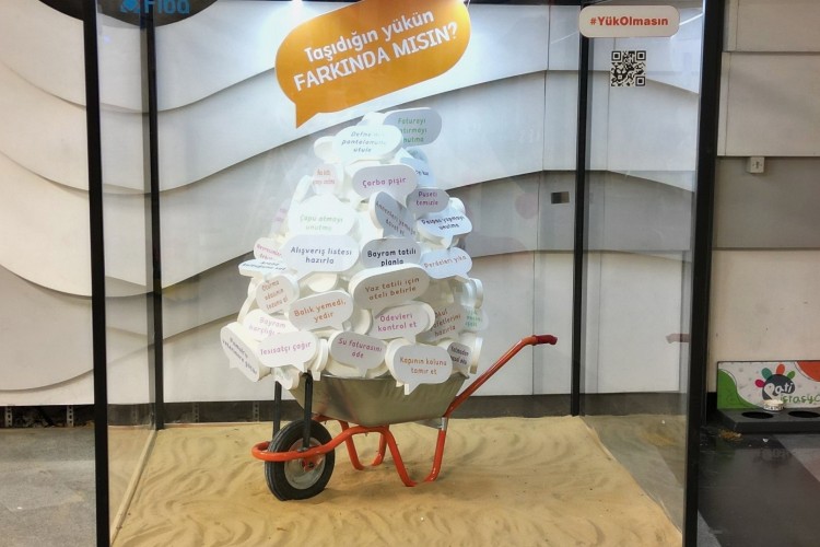 Fiba Grubu zihinsel yükü metro istasyonuna taşıdı