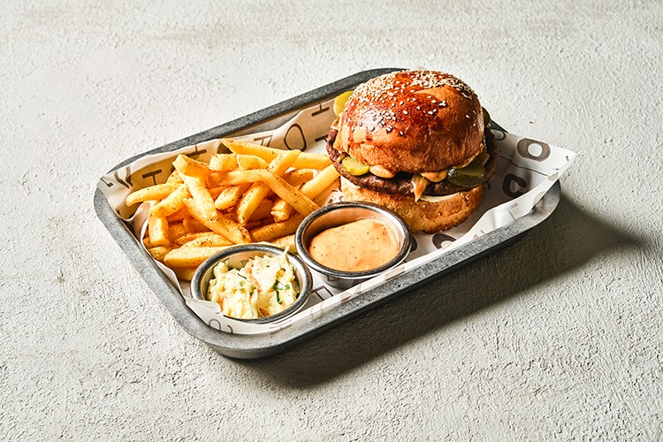 Karnesini Getiren Çocuklara % 25 İndirimli Özel Menü!