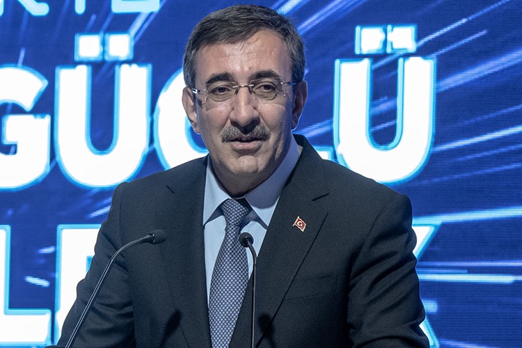 "Siyasi ve politika belirsizlikleri ortadan kalktı"