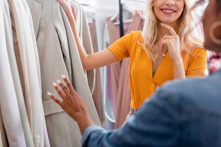 Sebzenin fiyatı arttı, kadın giyiminin düştü