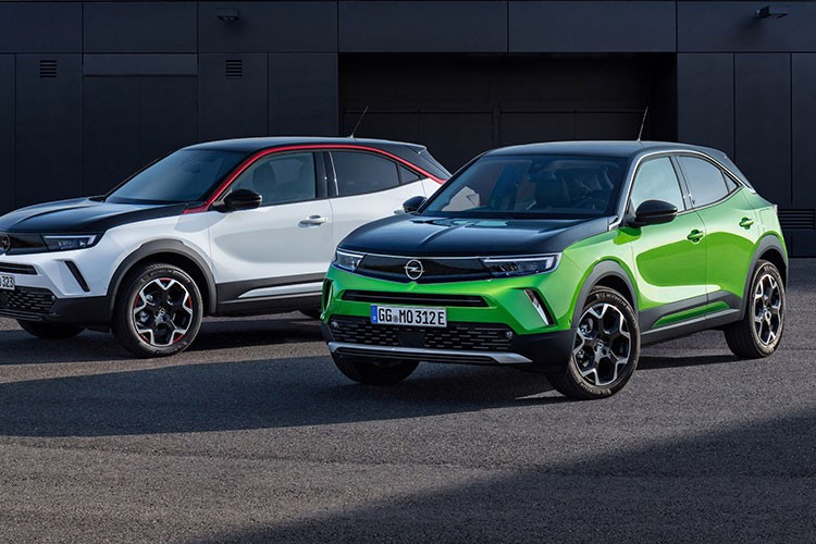 Opel'de fiyatlar 379 binden başlıyor