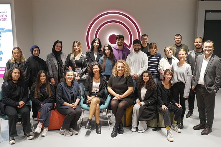 Geleceğin mimarları IQ Akademi'de