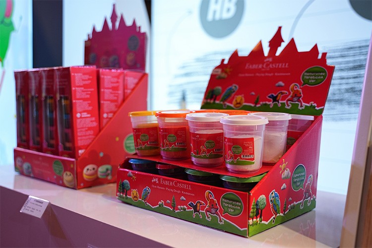 Binlerce Ziyaretçisine