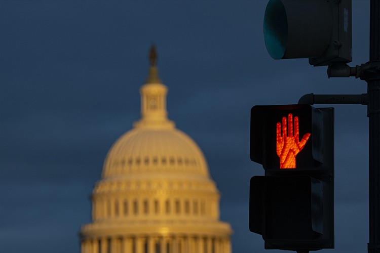 Senato'dan geçici bütçe tasarısına onay çıkmadı