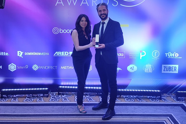 Ekolojik Okuryazarlık Projesi ilk ödülünü aldı