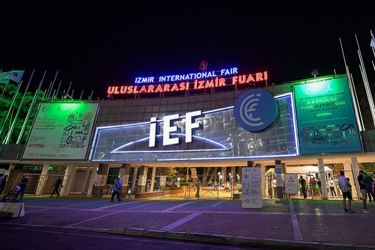 90'ıncı kez kapılarını açtı