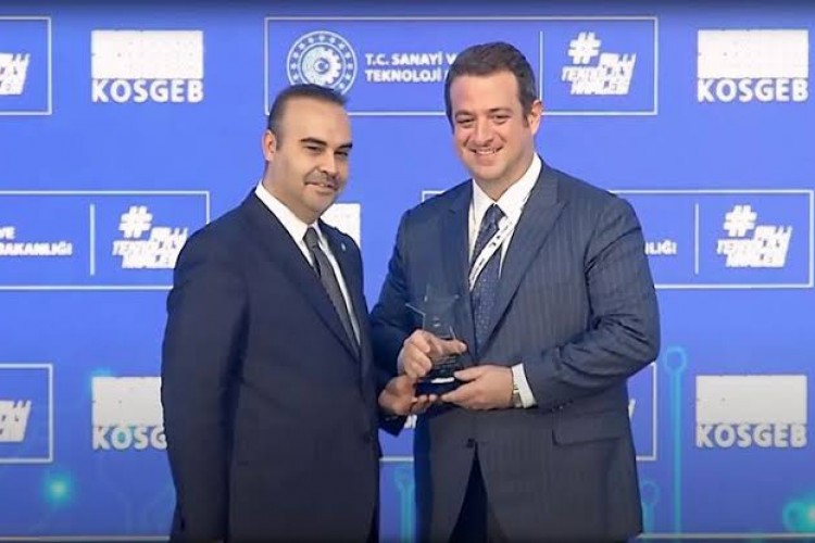 Yavuzkan Hazel'e Bir Ödül de KOSGEB'den!