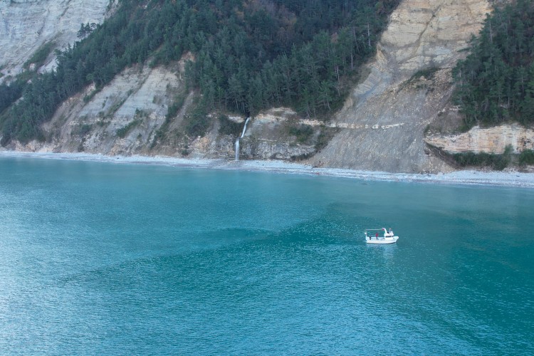 Uçarsu Şelalesi keşfedilmeyi bekliyor