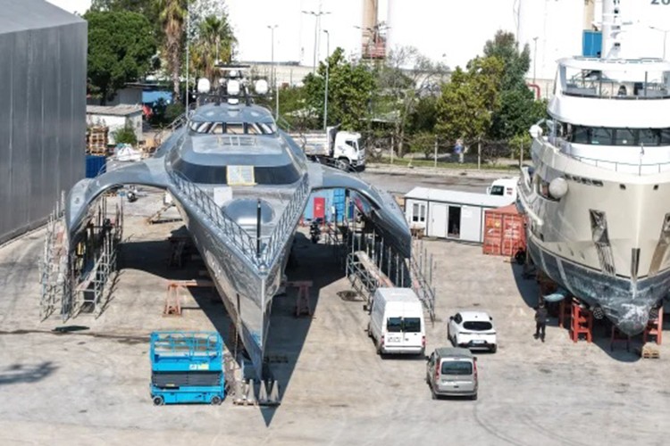 Antalya Doğu Akdeniz'in bakım onarım üssü oldu