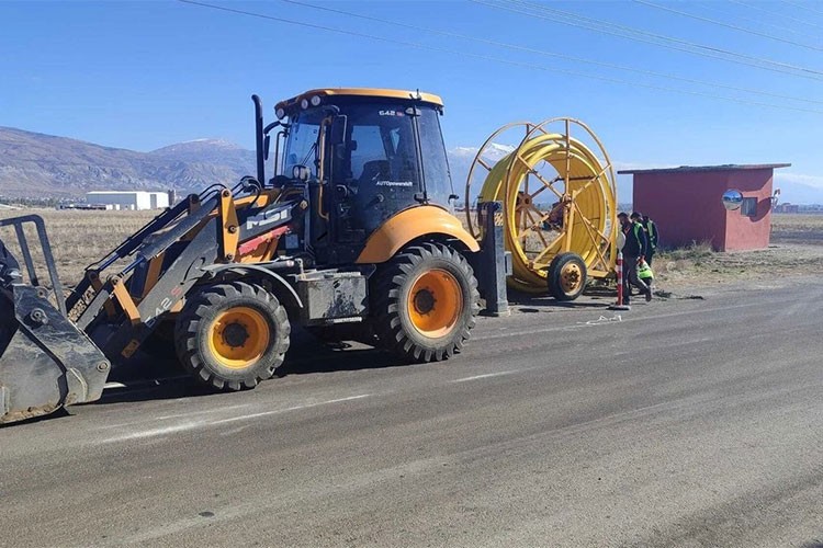 Erzincan OSB enerji hatlarını yeniliyor