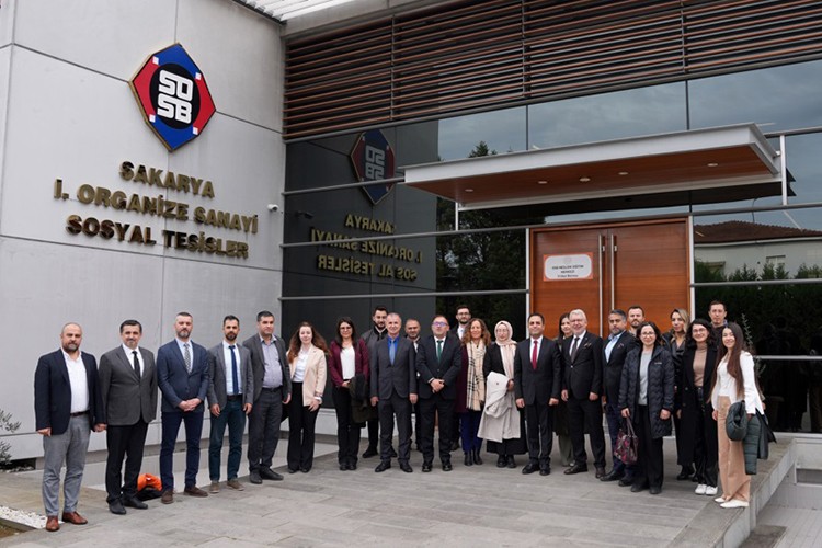 Sakarya'da OSB'de yeşil ve dijital dönüşüm görüşüldü