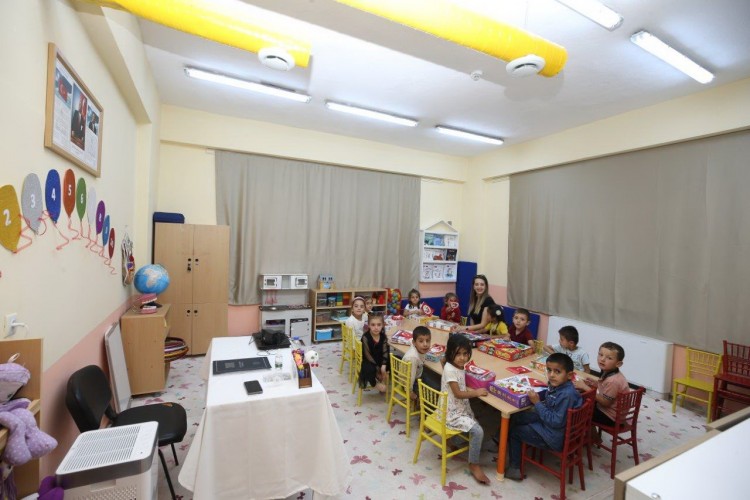 Alarko Carrier'ın Okulların Havası Değişiyor Projesi Brandverse Awards'dan Ödülle Döndü