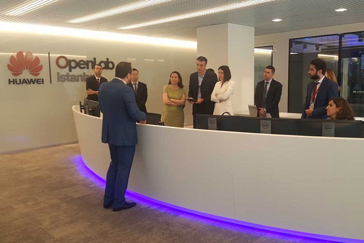 Huewei'nin üssü Türkiye