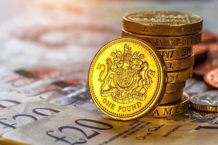 İngiltere'de bütçe açığı 25,6 milyar sterlin