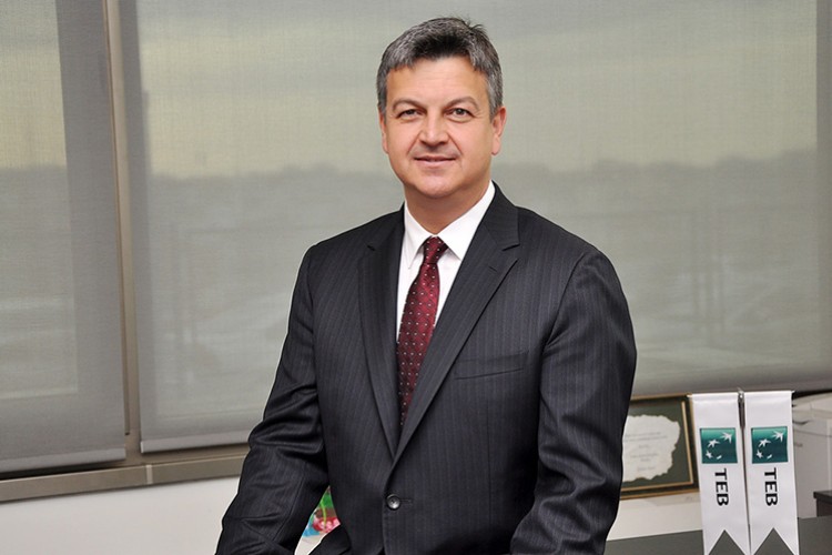 Faizini yüzde 0,97'ye düşürdü