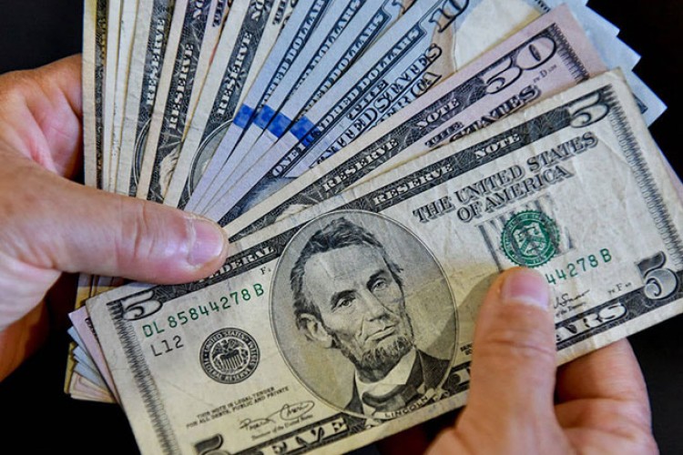 Dolar/TL 33,18 seviyesinden işlem görüyor