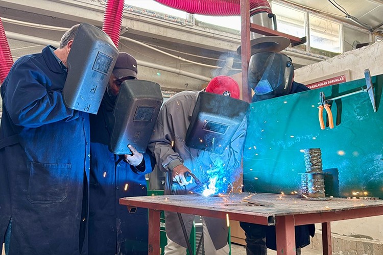 Kaynakçılığı öğrenen yükümlüler meslek sahibi oldu