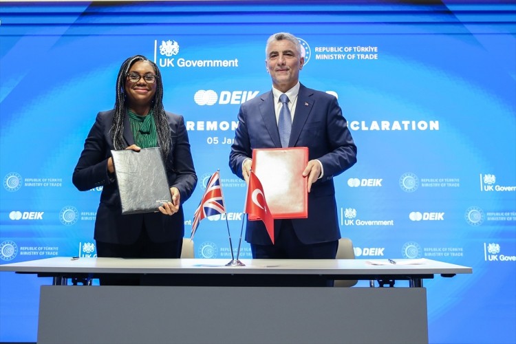 Birleşik Krallık Türkiye'de en çok yatırımı bulunan 5. ülke