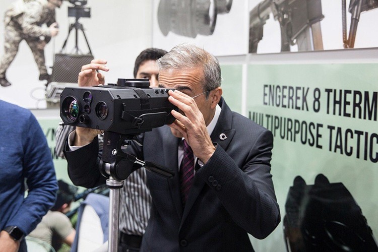 Ondan hiç birşey kaçmaz