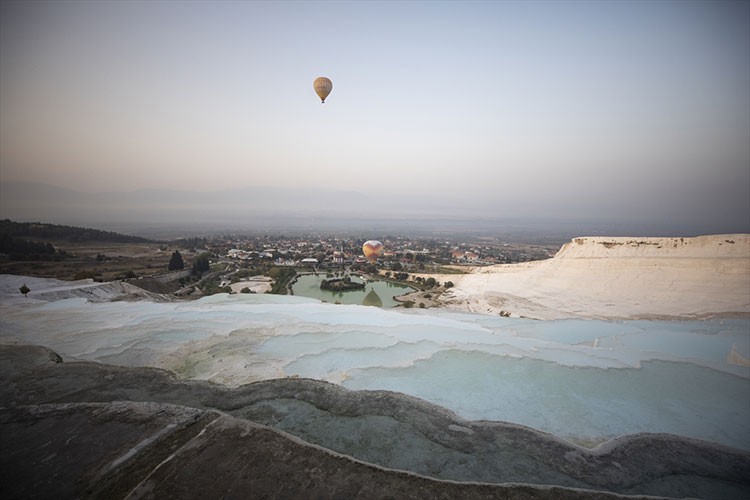 Pamukkale "traverten temalı jeopark" olma yolunda