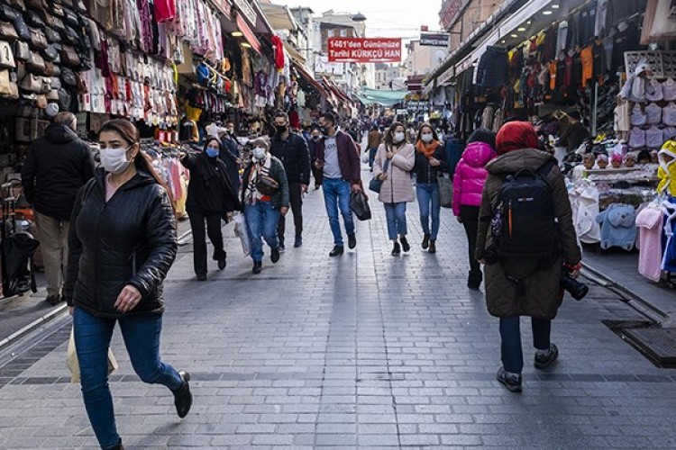 Esnaf, Bayramda 100 milyar lira gelir bekliyor