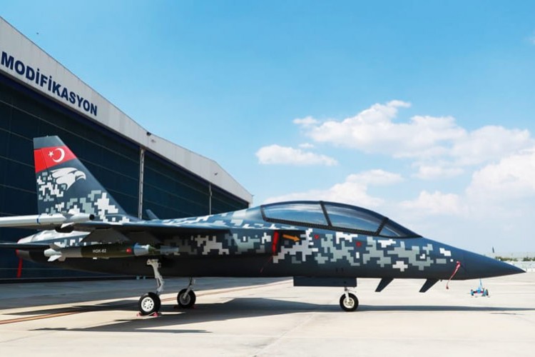 TUSAŞ'a 4+12 adet HÜRJET siparişi