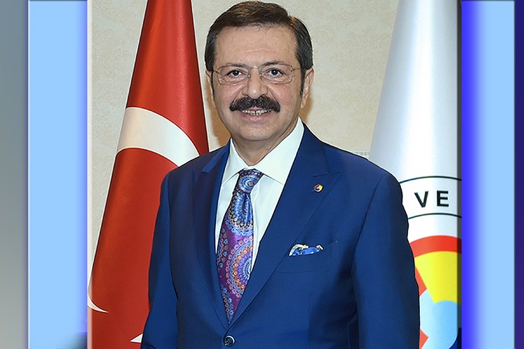 Hisarcıklıoğlu yeni yılda sevgi, barış ve refah diledi