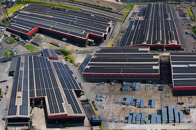 Kocaer Çelik'e iletişim Oscar'ı