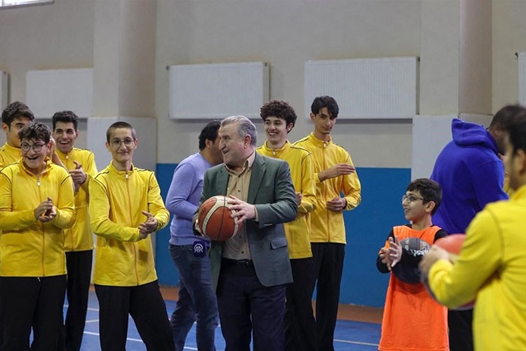 Yaz tatili Gençlik ve Spor Bakanlığı tesislerinde "dolu dolu" geçiyor