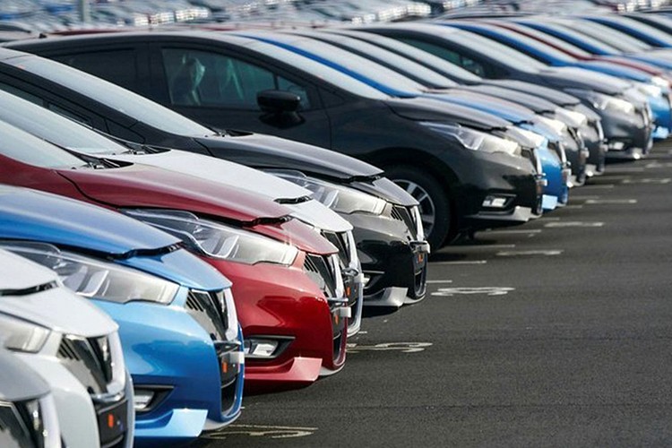 Otomotiv pazarı yüzde 25 geriledi