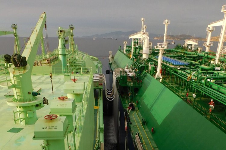 Cezayirli LNG gemisi yarın Türkiye'de