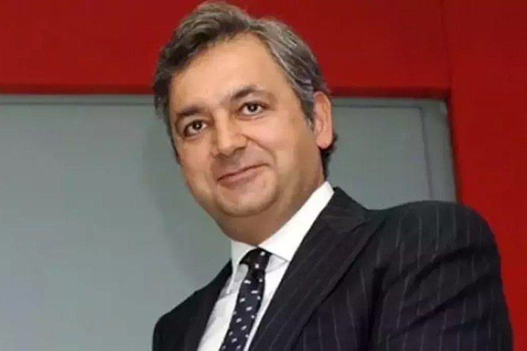 "NATO'da kazandığımız siyasi ivmeyi yatırıma çevirmeliyiz"