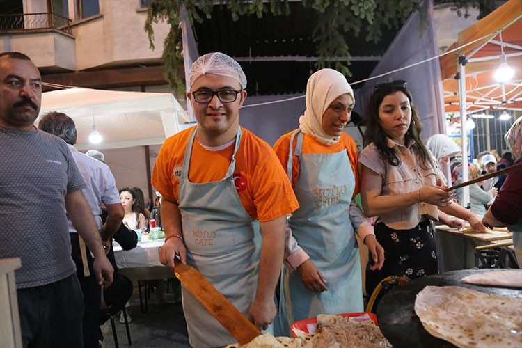 Kastamonu'nun etli ekmeğine özel bireylerin eli değdi