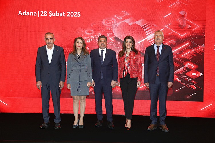 Anadolu'daki KOBİ'leri dijitalleştirmeye devam ediyor