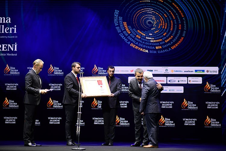 Akademi ödülleri üçüncü ke. sahiplerini buldu