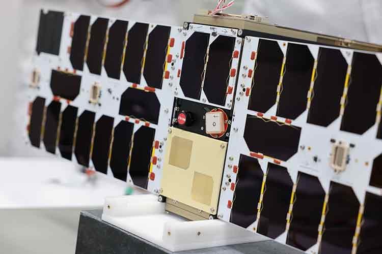 Türkiye'nin ilk özel yer gözlem uydusu uzaya fırlatıldı