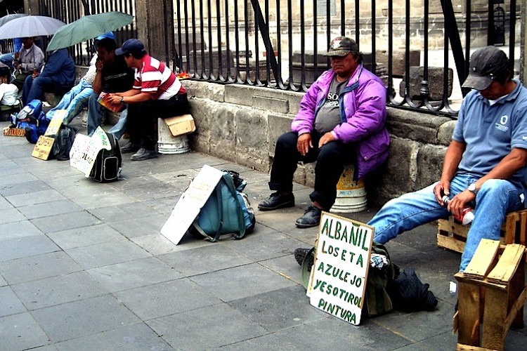 AB'de işsizlik geriledi