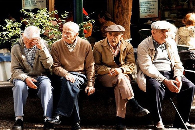 Türkiye'de yaşlı nüfus son beş yılda yüzde 20,7 arttı