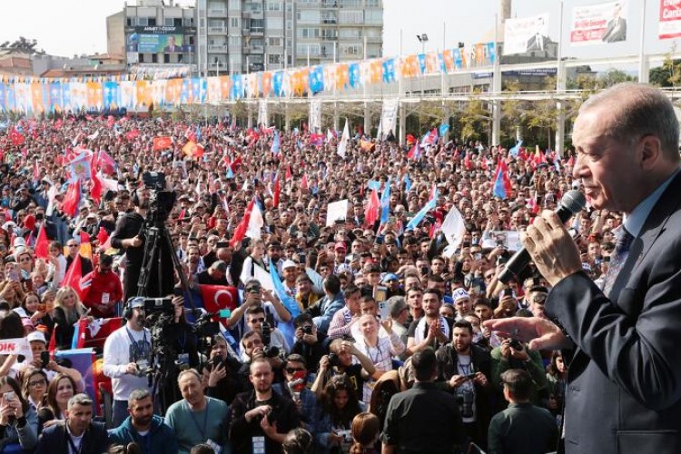 "Ekonomimiz 14 çeyrektir büyüyor"