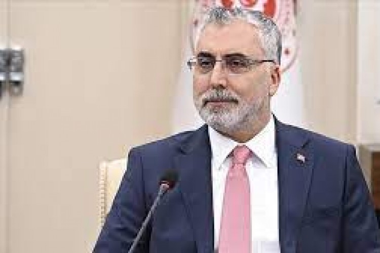 Bakan Işıkhan: "İstihdam sayımız 32 milyon 222 bin kişi ile tarihi zirvesini yeniledi"