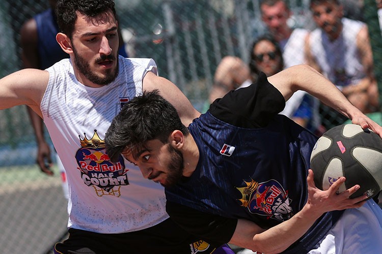 Dünyanın En Büyük Sokak Basketbolu Turnuvası Red Bull Half Court'ta Final Heyecanı Başladı