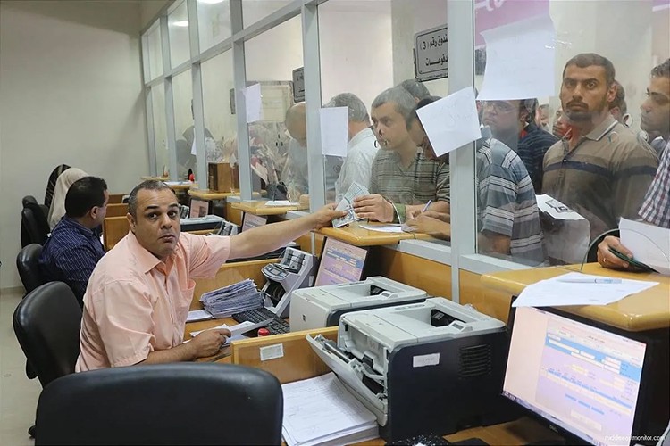 Gazze'de hükümet memur maaşlarını ödemekte güçlük çekiyor