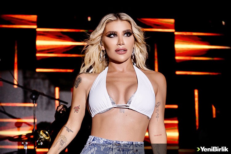 İrem Derici'den aşkın tarifi