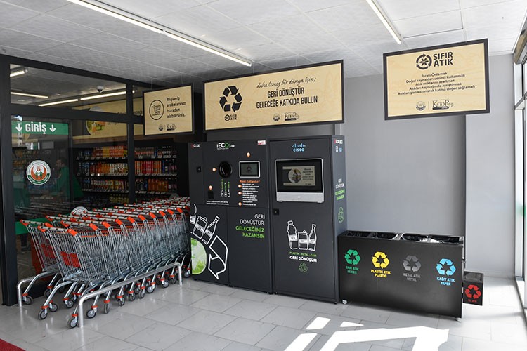 Tarım Kredi ilk "akıllı market"ini Ankara'da açtı