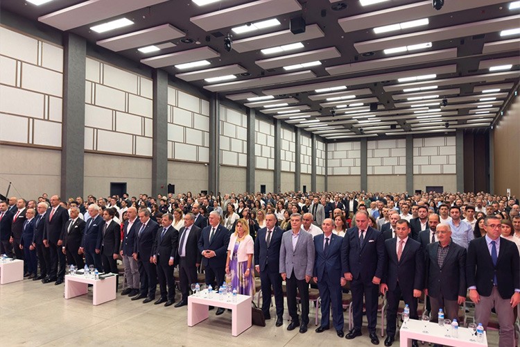 13'üncü Sigorta Haftası'nda altın ödül